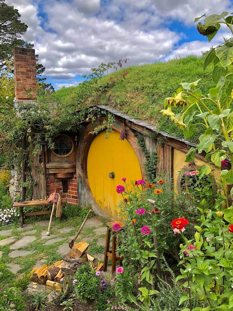 Hobbiton, North Island: New Zealand is known worldwide for being the location where Lord of the Ring was filmed. You can visit the movie set of that little hobbit village.