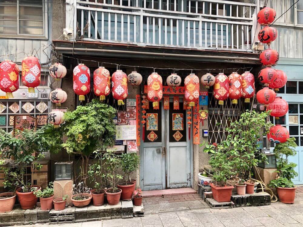 Tainan: Once the capital, this city is the oldest one in Taiwan.